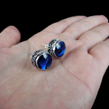 Zilveren oorknoppen blauw Abalone schelp bewerkte setting